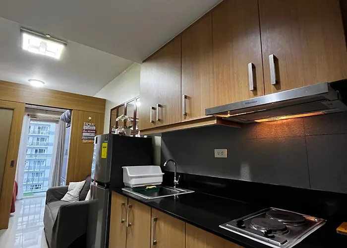 Shell Tower B - Lenn's Place 3* Manila
